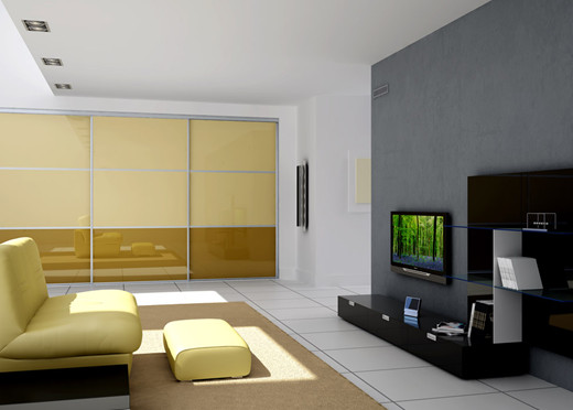 Дизайн интерьера гостиной комнаты с большим шкафом-купе золотого цвета и стенкой венге